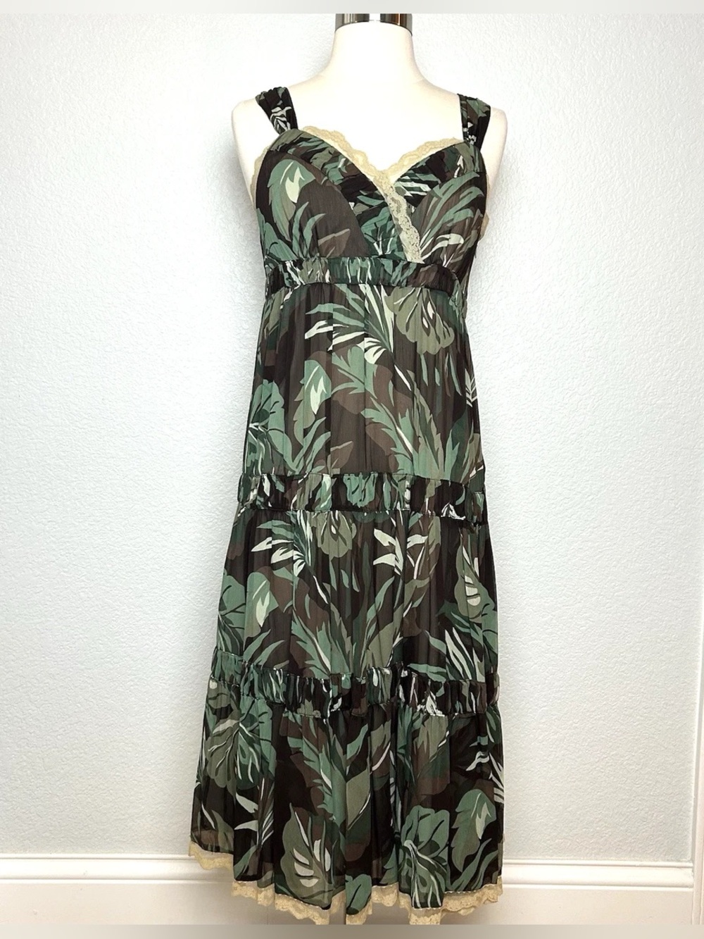 Michael Kors 100% Silk camouflage Olive & Cream Floral dress